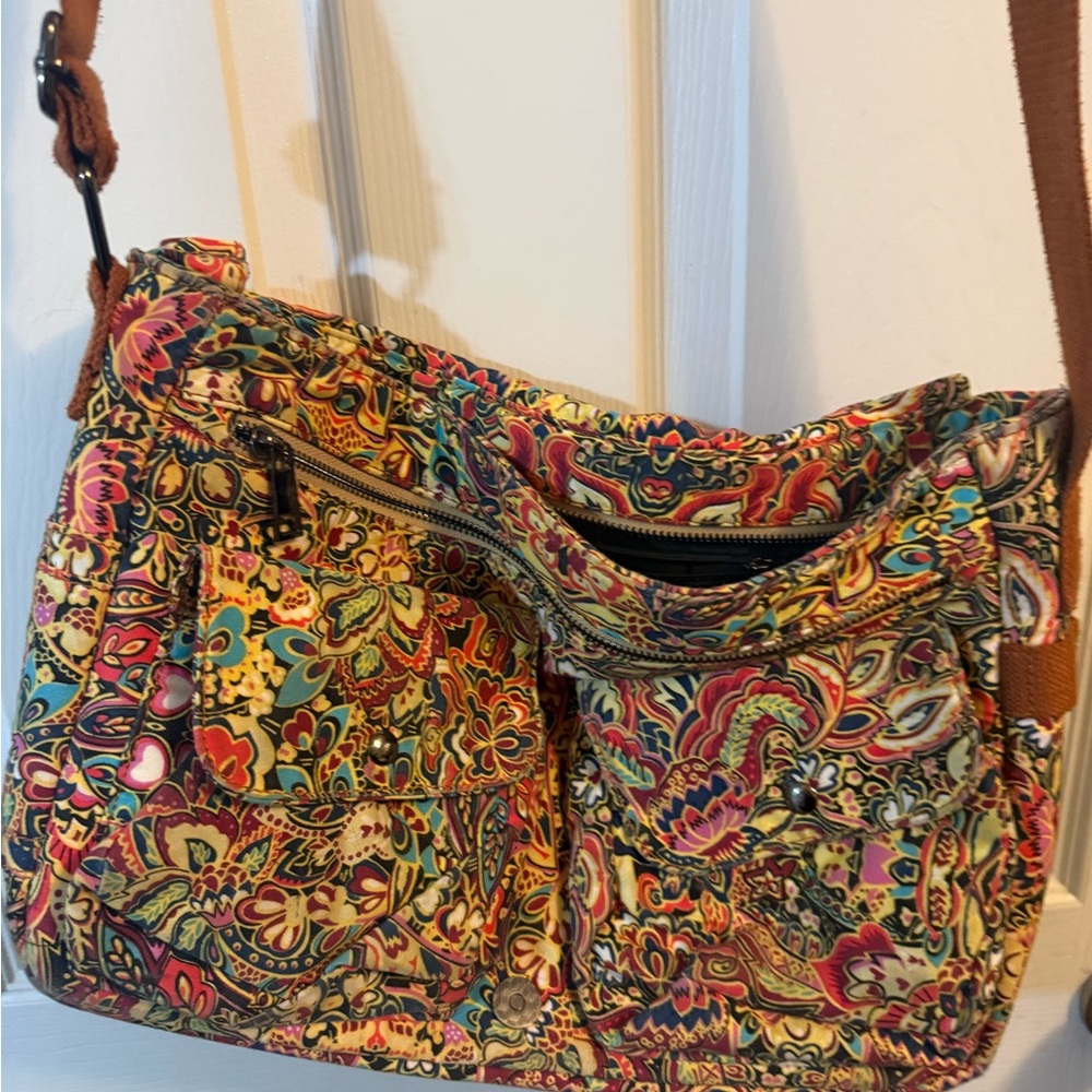 Colorful Patterned Shoulder Bag - Picture 2 of 3